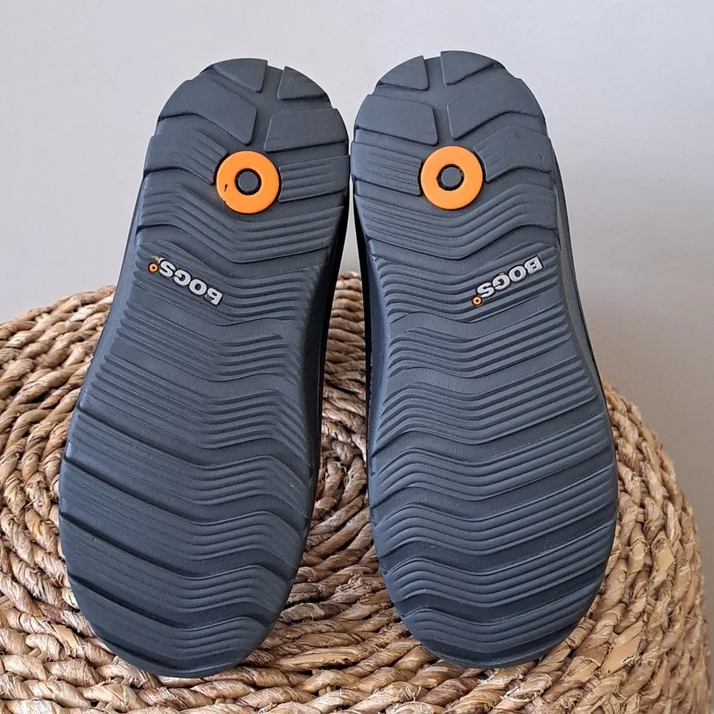 BOGS Youth‎ Neoclassic Twinkle Waterproof/Insulated Rain/ Snow Navy Boots 1
